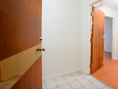 Sundial Place is one of the most extensively updated buildings - photo 11