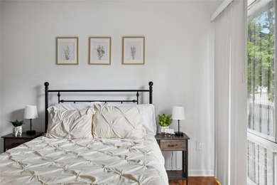 Fully furnished 2nd floor 1 bedroom/1 bathroom condo in Summit - photo 13