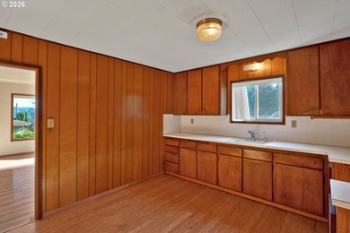 Bring your vision-this is a rare opportunity to create a coastal - photo 15