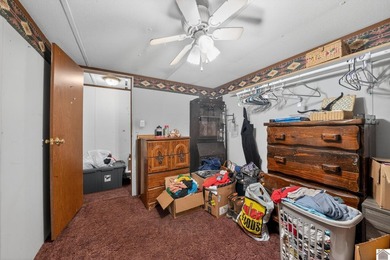 In the country where you can breath! This nice three bedroom two - photo 16