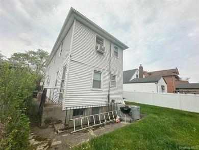 Exceptional opportunity in the heart of Bayside! Situated on a - photo 26