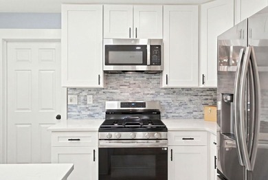 Emerald Pointe | Coastal Luxury Reimagined Welcome to Emerald - photo 27
