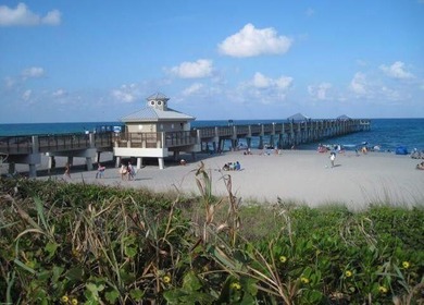 Marina Yacht club Views &Ocean breezes await you from North Palm - photo 41