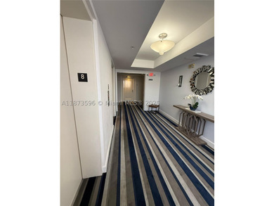 Beautiful 1 Bedroom, 1 Bathroom, with open Kitchen, granite - photo 3