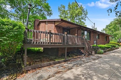 Beautifully renovated home near Charles Mill Lake! This - photo 1