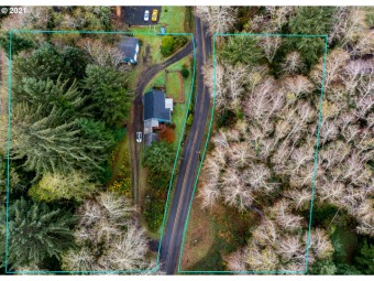 Devils Lake Home For Sale in Lincoln City Oregon