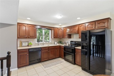 Welcome to 2 Casimir Circle in Rochester's 14617 ZIP code! - photo 14