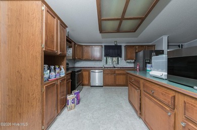 Whether you're an investor or a home buyer, this is an - photo 19
