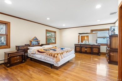 Contract Fell Through! Back on Market! This well-maintained - photo 19