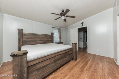 Whether you're an investor or a home buyer, this is an - photo 25
