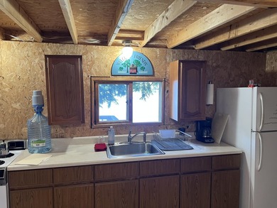 Here is your chance to own your special place on the lake. This - photo 7