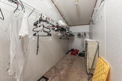 Whether you're an investor or a home buyer, this is an - photo 29