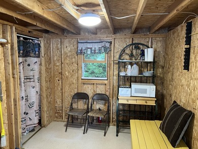 Here is your chance to own your special place on the lake. This - photo 9