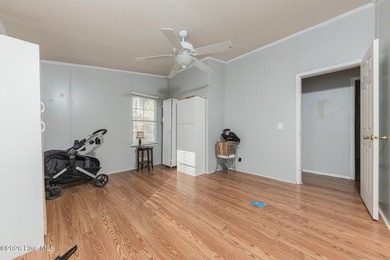 Whether you're an investor or a home buyer, this is an - photo 31