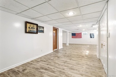 Contract Fell Through! Back on Market! This well-maintained - photo 31