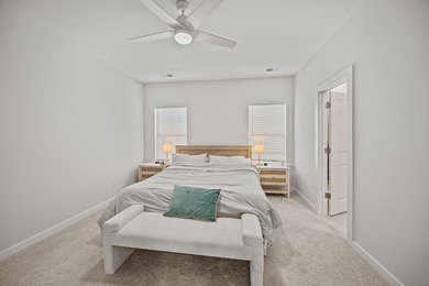 This stunning 4-bedroom, 3.5-bath, ~2,300 sq ft end-unit - photo 33