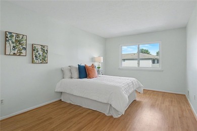 Welcome home to this adorable 2-bedroom, 1-bath end-unit - photo 14