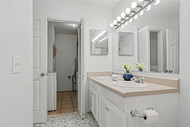 Welcome home to this adorable 2-bedroom, 1-bath end-unit - photo 17