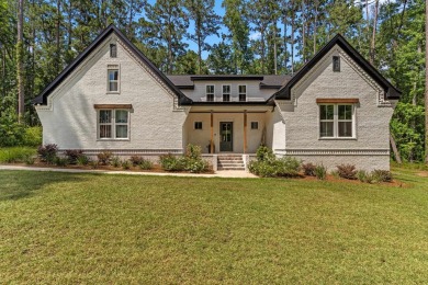 Pine Hill Lake Home For Sale in Tallahassee Florida