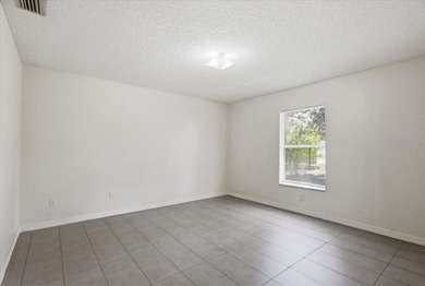 Investment opportunity awaits! This duplex offers two units - photo 25