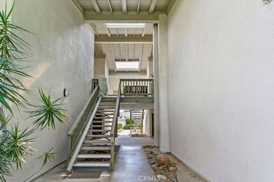 COME HOME TO THIS BEAUTIFUL 2 BED - 2 BATHS - 1 CAR GARAGE 2ND - photo 4