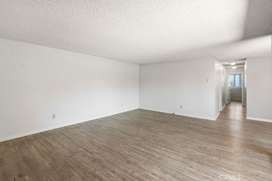 COME HOME TO THIS BEAUTIFUL 2 BED - 2 BATHS - 1 CAR GARAGE 2ND - photo 6