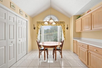 Come and see this beautiful beach oasis today. A beautiful brick - photo 16