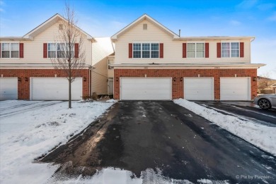 Lake Townhome/Townhouse Sale Pending in Romeoville, Illinois