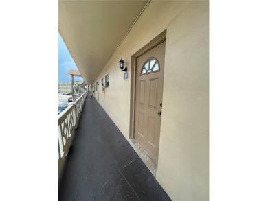 Lake Condo For Sale in Lauderdale Lakes, Florida