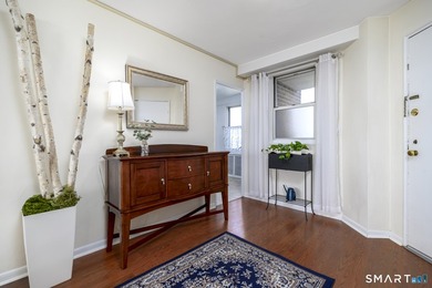 Perched just under the top floor, this stunning 2BR/1BA condo - photo 5