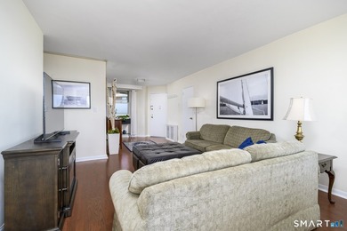 Perched just under the top floor, this stunning 2BR/1BA condo - photo 8