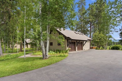 Beyond the gate, a winding approach through nearly 6.95 acres of - photo 6
