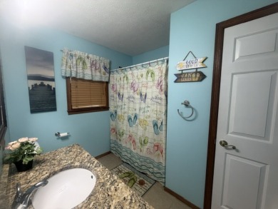 Big Views YEAR ROUND! 3/ 2 with unfinished basement. - photo 12