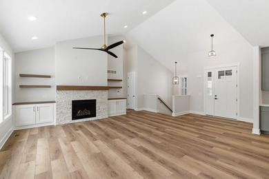 Welcome to TMR Builders proudly presents this exquisite - photo 11
