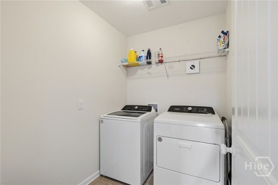 Bring an offer! Spacious home with pond views and a well-planned - photo 13