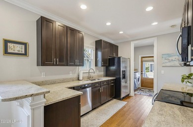 The perfect cottage in Old Shell Point! Full of Lowcountry charm - photo 14