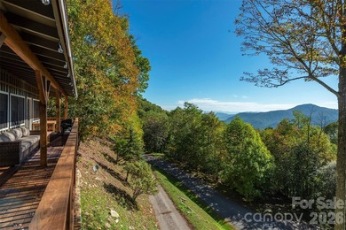3 Full Bedrooms plus Bunk Room! Offered FULLY FURNISHED, this - photo 17