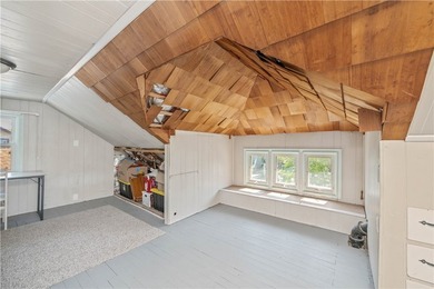 Welcome Home! This charming 3 bedroom and 1.5 bath Colonial in - photo 21