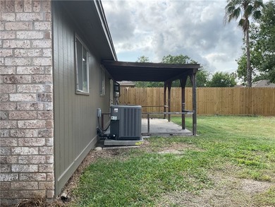 Move-In Ready! Charming 3-bedroom, 2-bath, 2-car garage home - photo 21