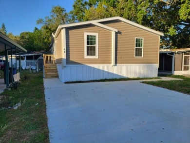 TYRONE VILLAGE - A PREMIER 55+ COMMUNITY in TAMPA. Now available - photo 1