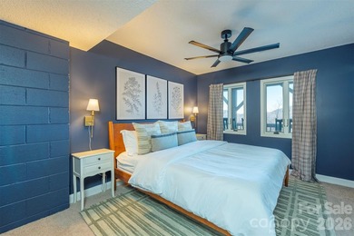 3 Full Bedrooms plus Bunk Room! Offered FULLY FURNISHED, this - photo 33