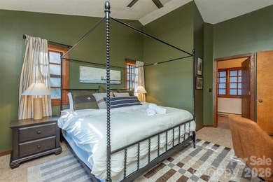 3 Full Bedrooms plus Bunk Room! Offered FULLY FURNISHED, this - photo 39