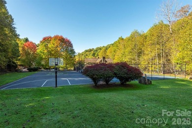 3 Full Bedrooms plus Bunk Room! Offered FULLY FURNISHED, this - photo 46