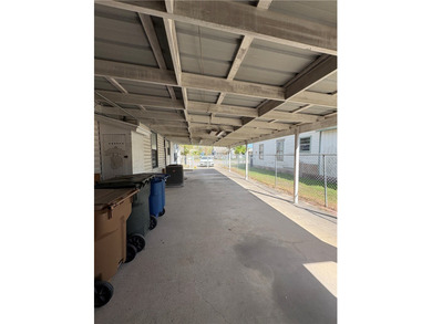 Must see!! Investor opportunity! Prime location near downtown - photo 9