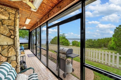 $18,000 BELOW COUNTY APPRASIAL! This beautifully maintained - photo 18