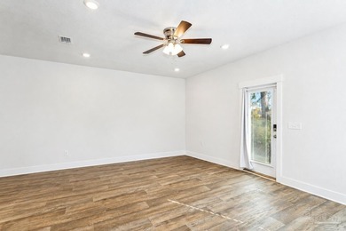 As one of the few end-unit townhomes in Admiral's Quarter, this - photo 6