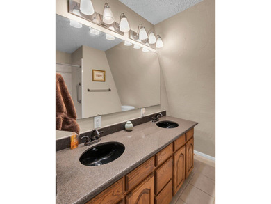 $18,000 BELOW COUNTY APPRASIAL! This beautifully maintained - photo 27