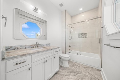 7 bedroom, 8.5 bath Gulf-front beach house in Panama City Beach - photo 30