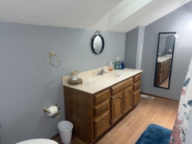 Big Views YEAR ROUND! 3/ 2 with unfinished basement. - photo 14