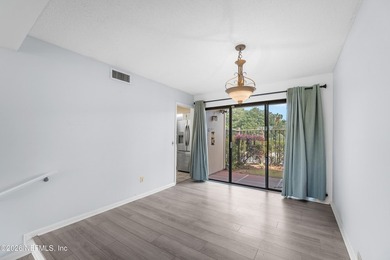 **RENOVATED**FIRST FLOOR**GREAT LOCATION** This charming - photo 15